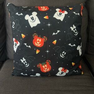 Soft Plush Mickey Mouse Halloween Cover, 18x18 Inches.